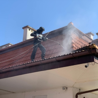 Czyszczenie ciśnieniowe dachu
