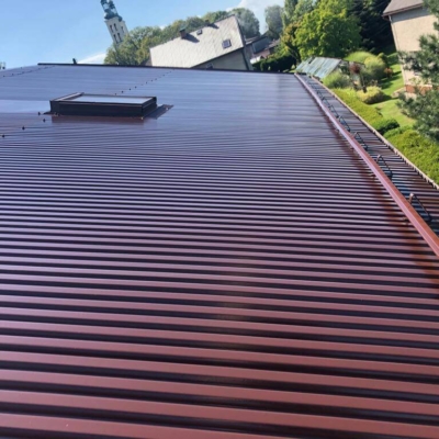 Malowanie dachu z blachy trapezowej - Farba Royal