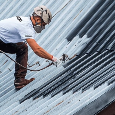 Malowanie dachu na gorąco - Biotop