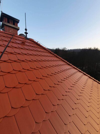 Czerwony dach - Fragment pomalowania