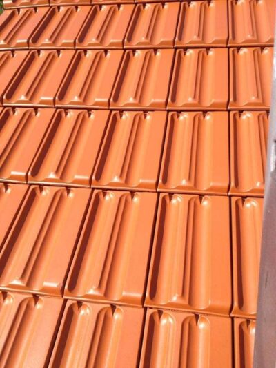 Zaimpregnowana czerwona dachówka