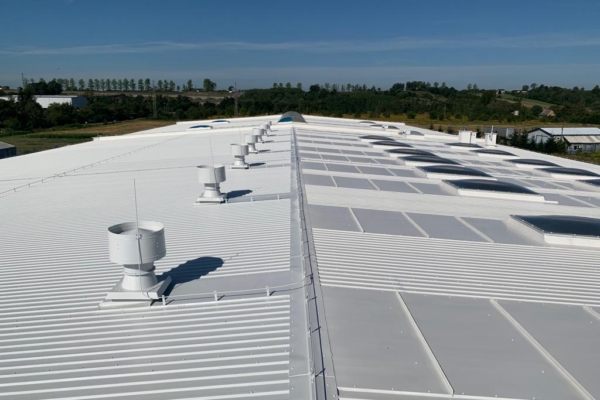 Dach hali przemysłowej w Andrychowie