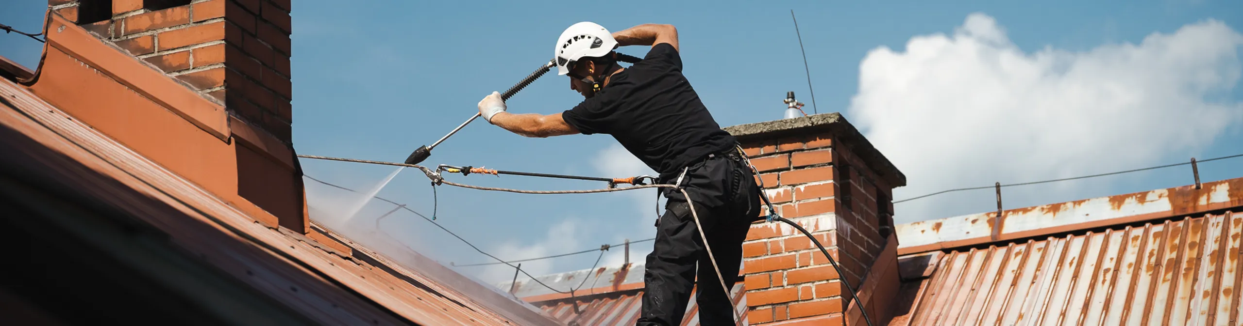 Czyszczenie i malowanie dachów Limanowa
